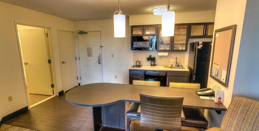 Candlewood Suites Sidney By Ihg Eksteriør bilde